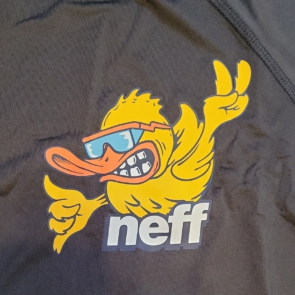 Neff Fired Up Duck Black Rashguard UPF 50 Size 8 New With Tags